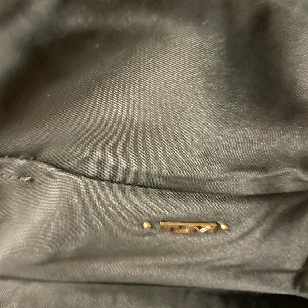 Tumi Cross Body Bag - Picture 5 of 16